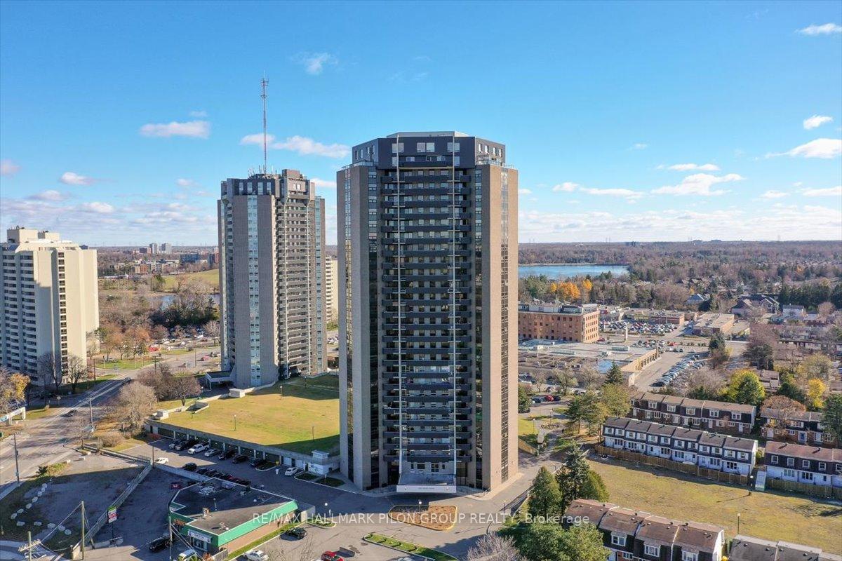 900-dynes-road-mooneysbaycarletonheightsanarea-ottawa-ontario-x12133289