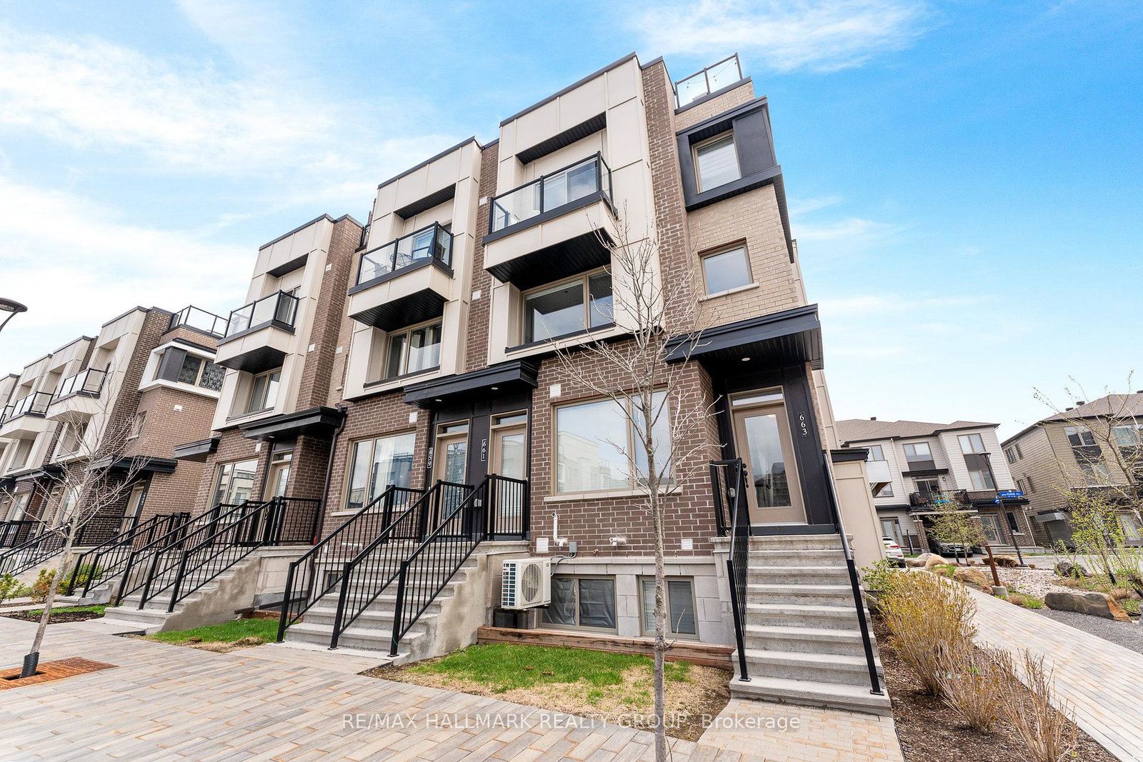 663-makwa-private-ottawa-ontario-x12133394