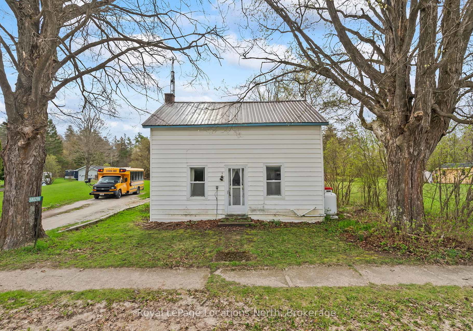 580296-sideroad-60-chatsworth-ontario-x12133482