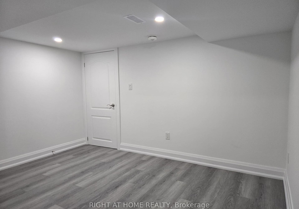 26-olive-street-grimsby-ontario-x12133553