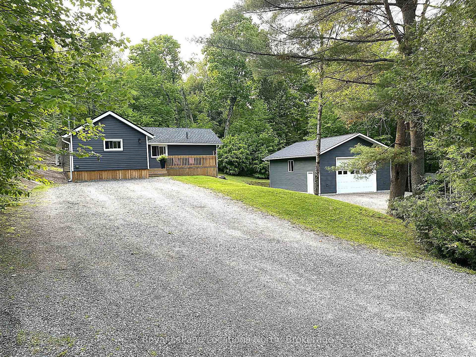 1005-fox-point-road-bracebridge-ontario-x12133568