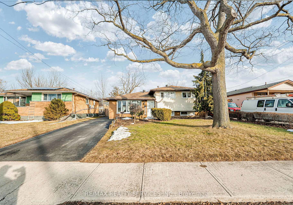 17-shamrock-court-hamilton-ontario-x12133910