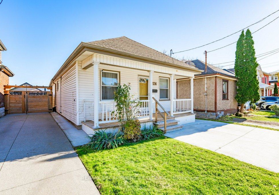 536-john-street-n-hamilton-ontario-x12134036