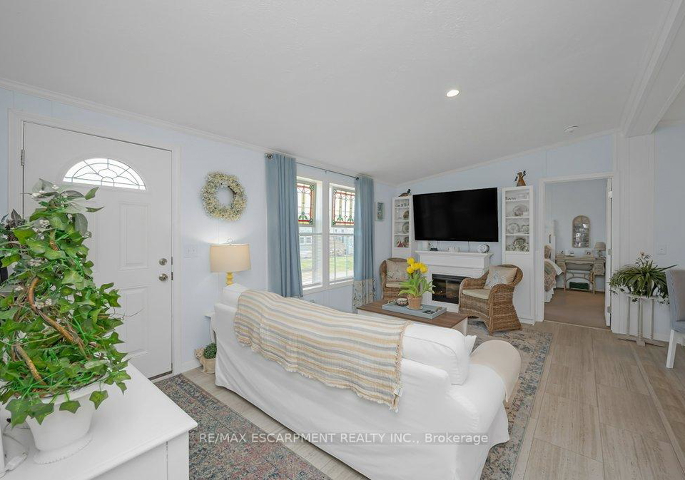 9-copper-beech-drive-haldimand-ontario-x12134894