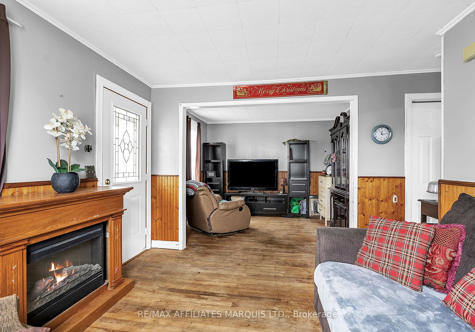 432-eighth-st-street-e-out-of-area-ontario-x12135320