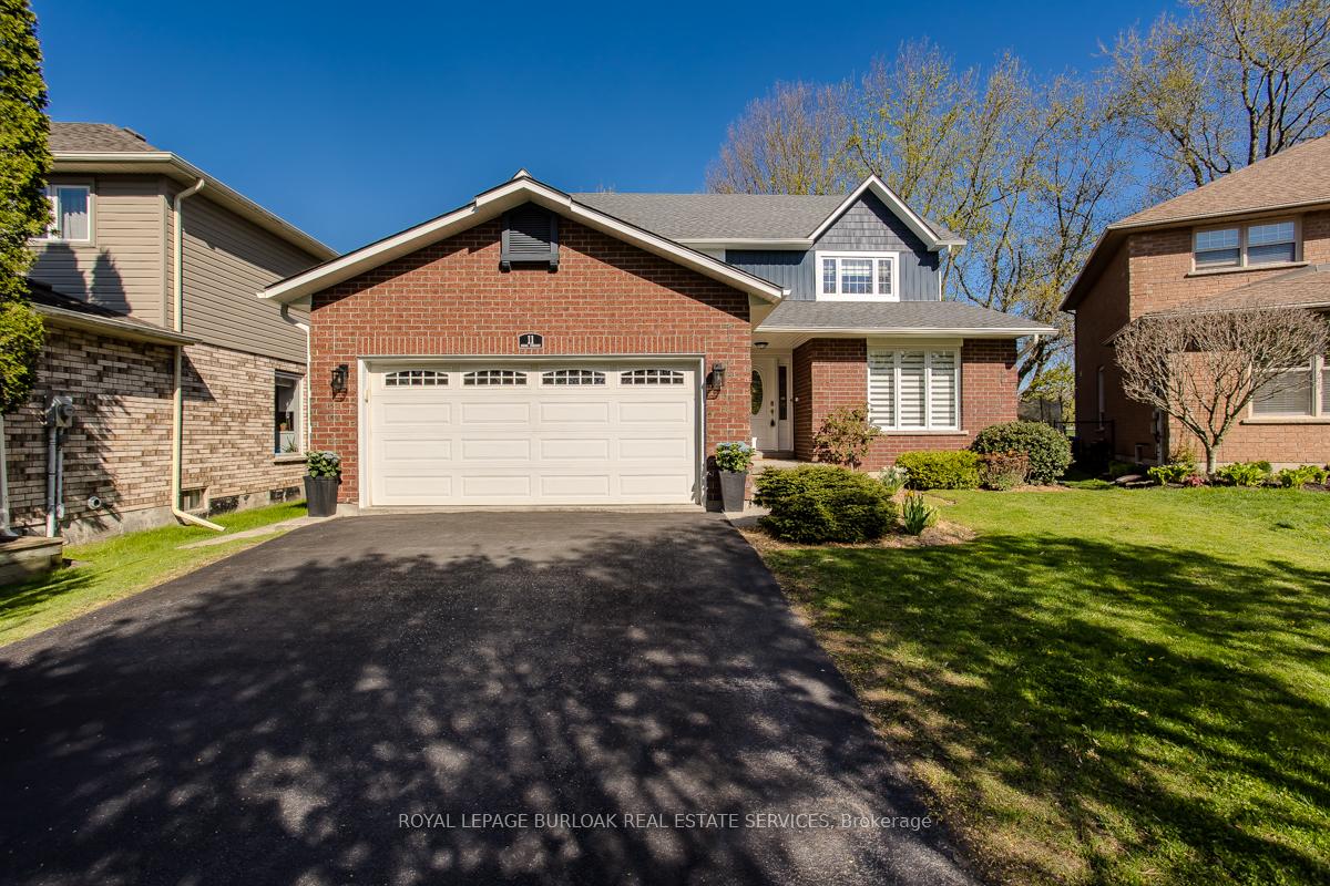 11-norma-crescent-hamilton-ontario-x12135634
