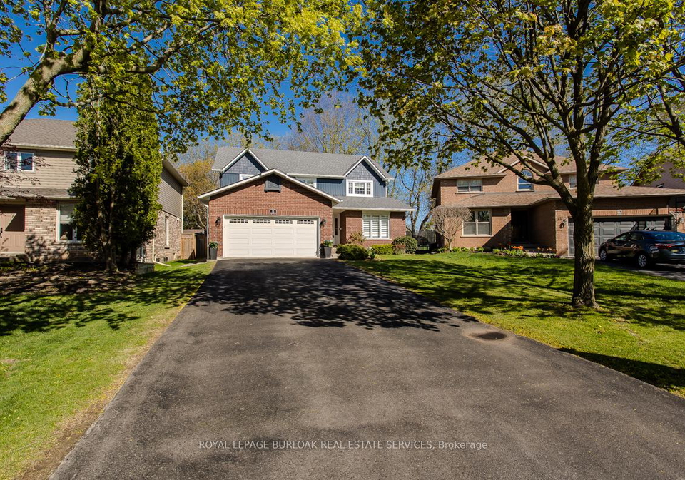 11-norma-crescent-hamilton-ontario-x12135634