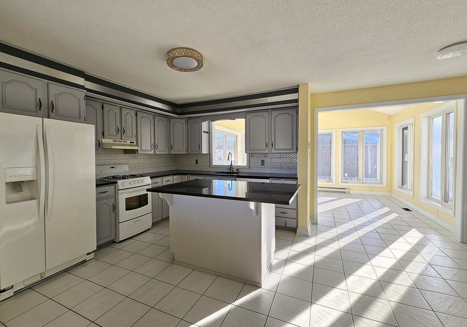 14-latchford-street-belleville-ontario-x12135687