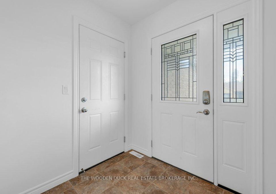 5-mitchell-drive-quinte-west-ontario-x12135700