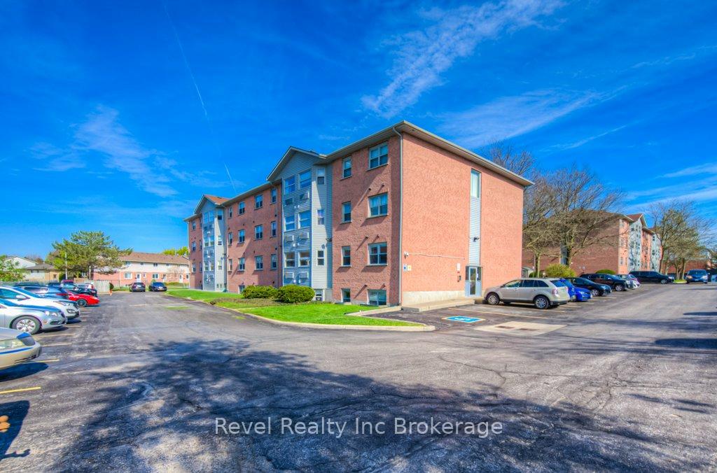 64-hiawatha-road-woodstock-ontario-x12135997