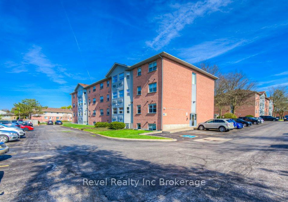64-hiawatha-road-woodstock-ontario-x12135997
