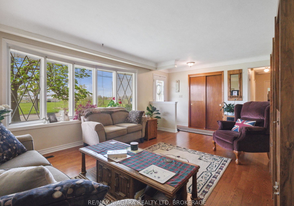 253-bertie-street-fort-erie-ontario-x12136153