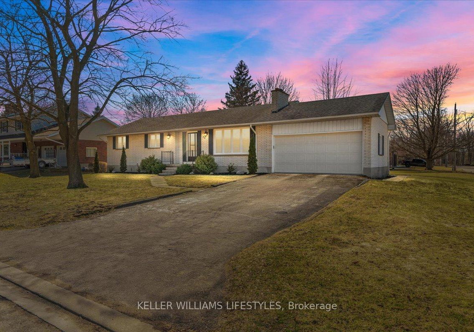 20-park-lane-lambton-shores-ontario-x12136304