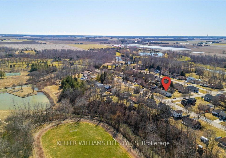 20-park-lane-lambton-shores-ontario-x12136304