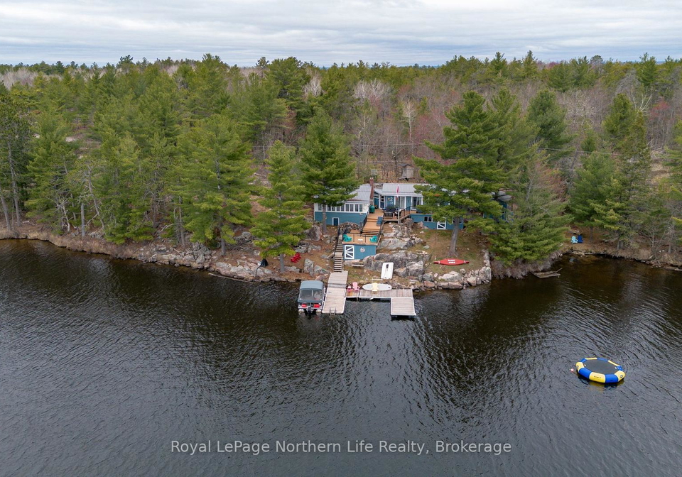 36-fraser-island-nipissing-ontario-x12136459