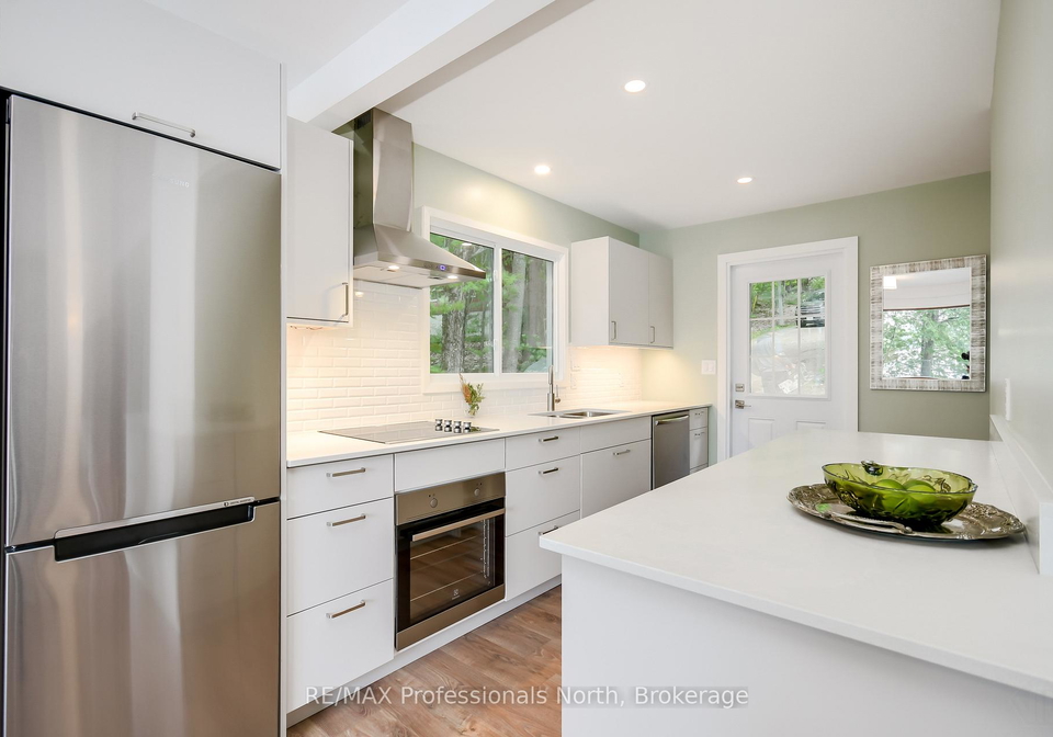 1158-shea-road-muskoka-lakes-ontario-x12136701