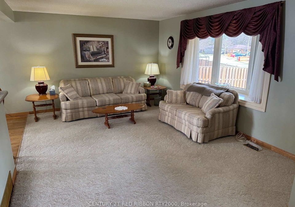 334-helen-drive-strathroy-caradoc-ontario-x12136773