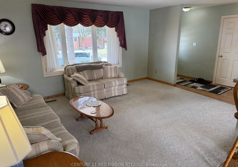 334-helen-drive-strathroy-caradoc-ontario-x12136773