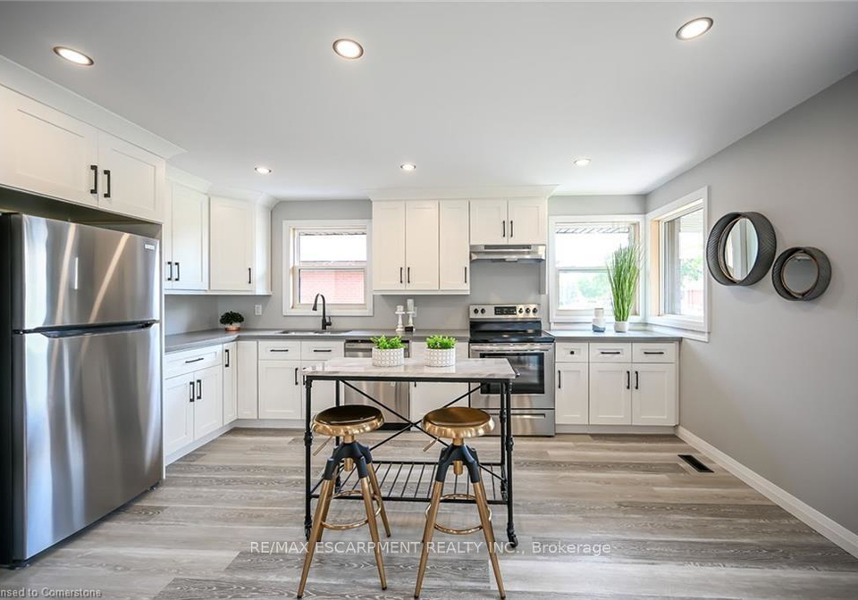 379-east-19th-street-hamilton-ontario-x12136809