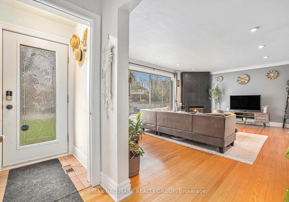1852-hutton-avenue-ottawa-ontario-x12136810