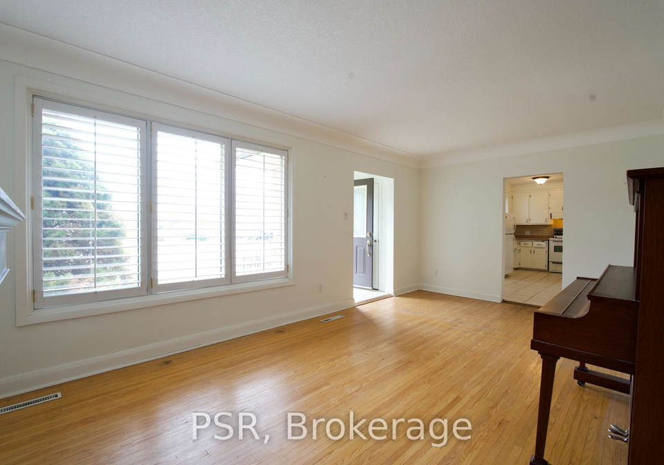 176-rodney-street-s-waterloo-ontario-x12136912