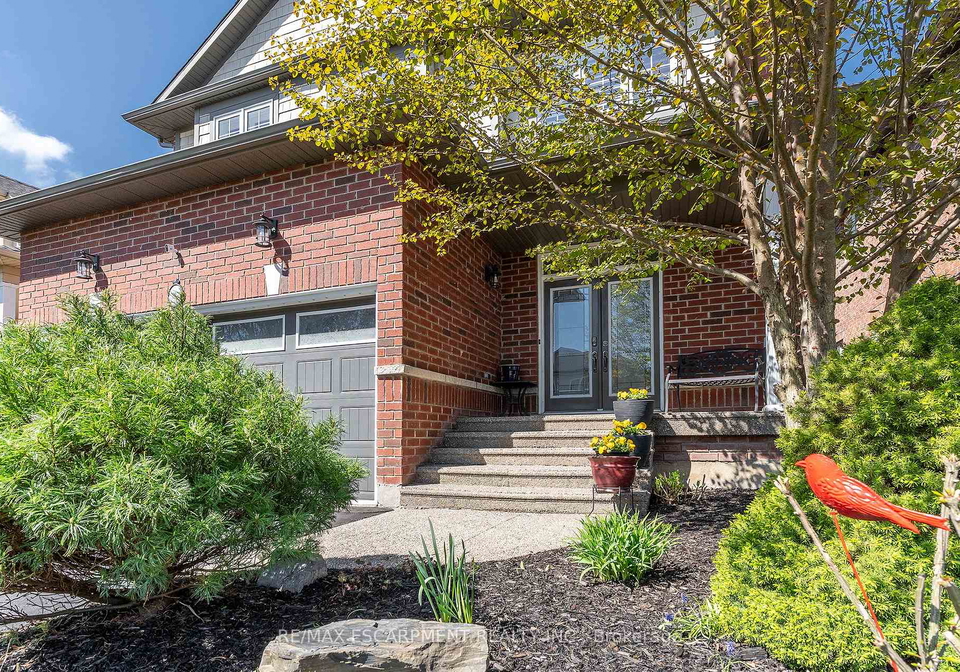 537-valridge-drive-hamilton-ontario-x12137076