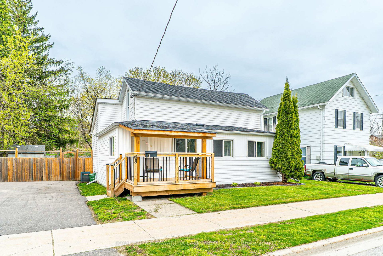 68-ridout-street-kawartha-lakes-ontario-x12137233