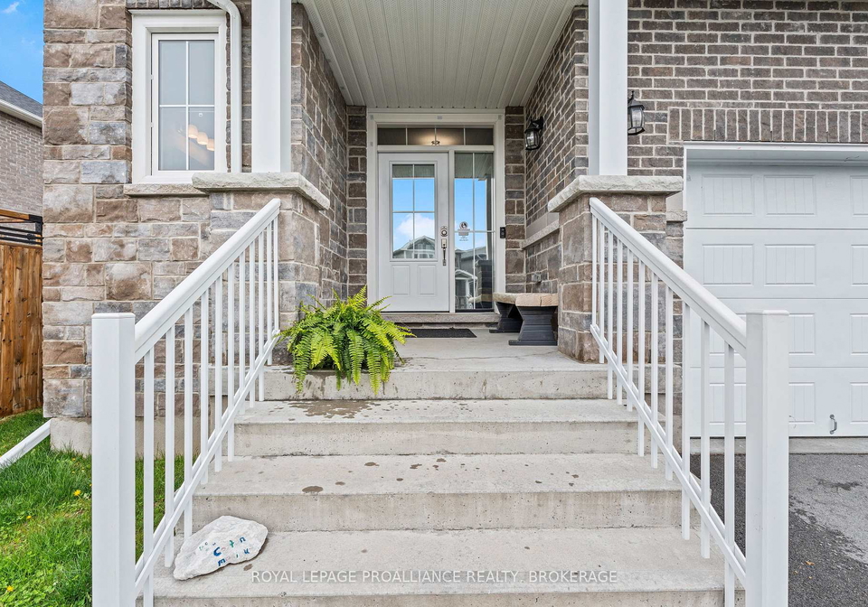 464-beth-crescent-kingston-ontario-x12137236