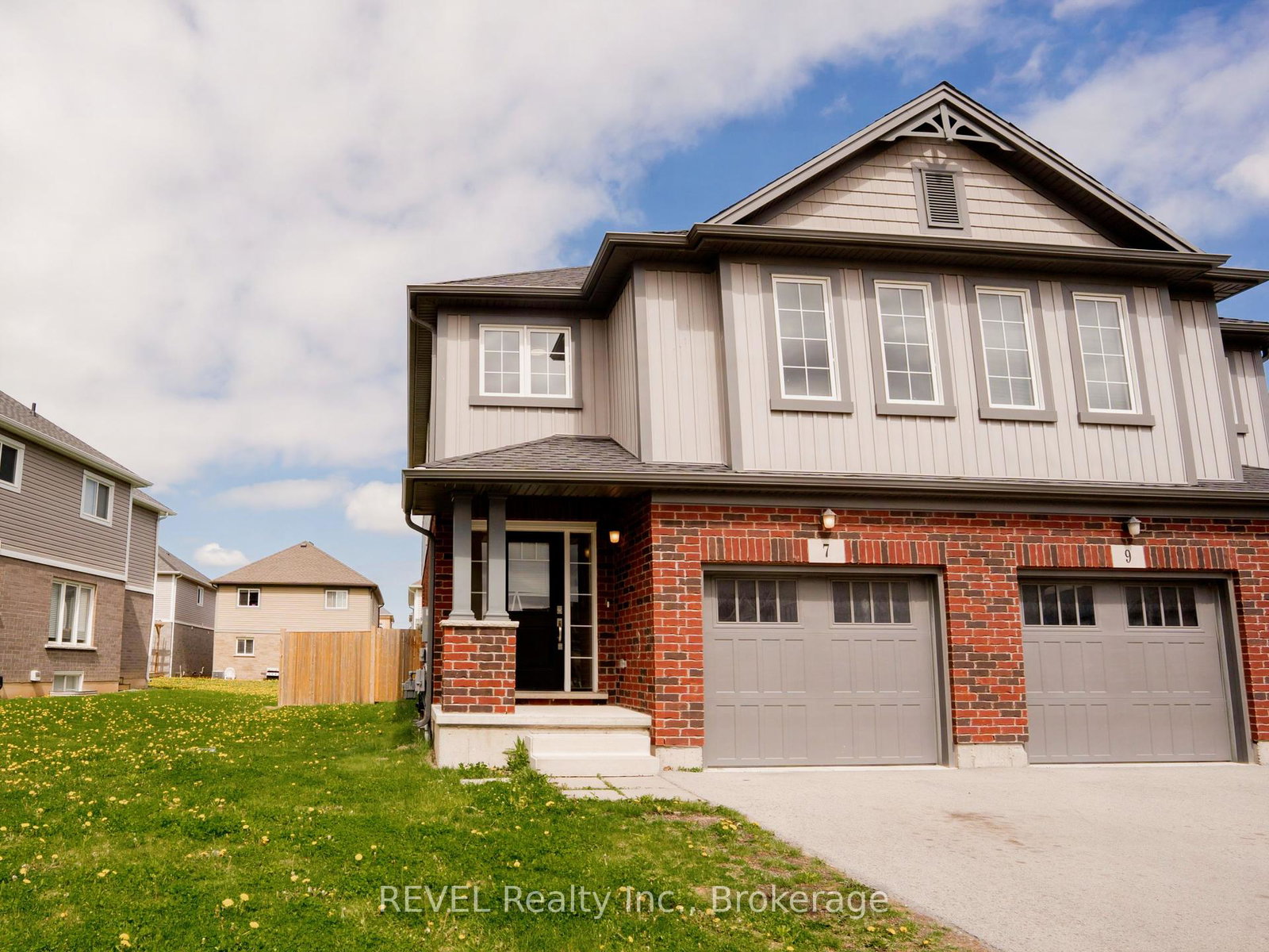 7-hawthorn-avenue-thorold-ontario-x12137350