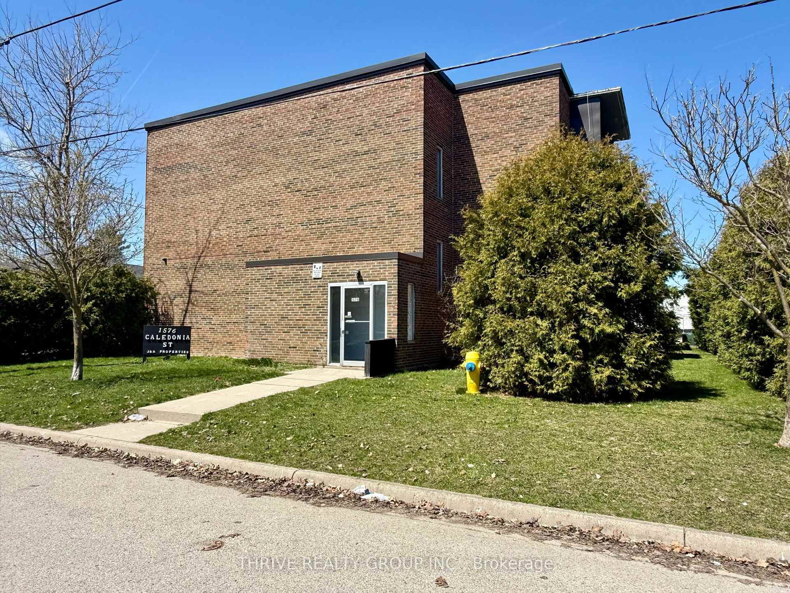 1576-caledonia-street-london-east-ontario-x12137351