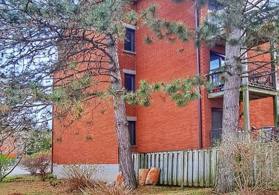 194-alvin-road-ottawa-ontario-x12137429