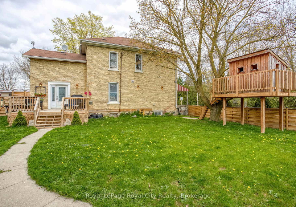 15-catherine-street-n-mapleton-ontario-x12137433