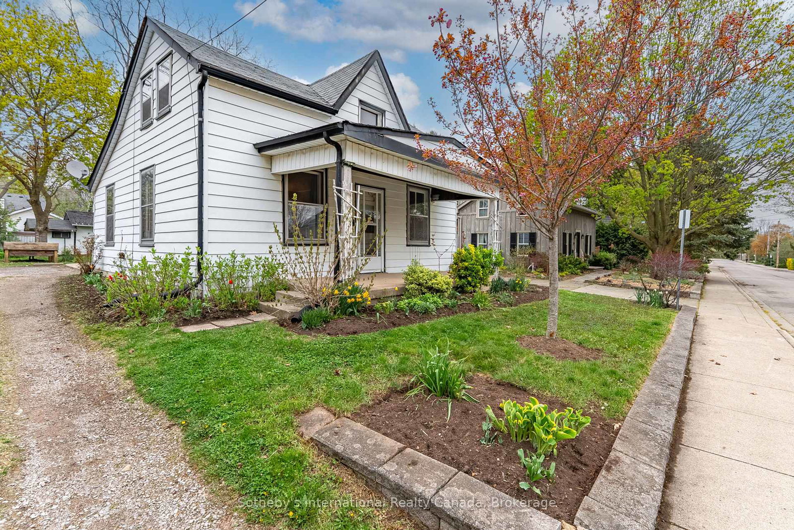255-macnab-street-hamilton-ontario-x12137695