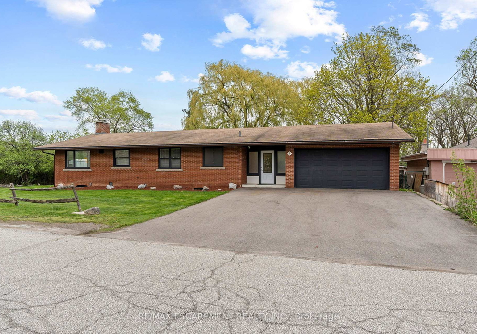8-northcliffe-avenue-hamilton-ontario-x12137714