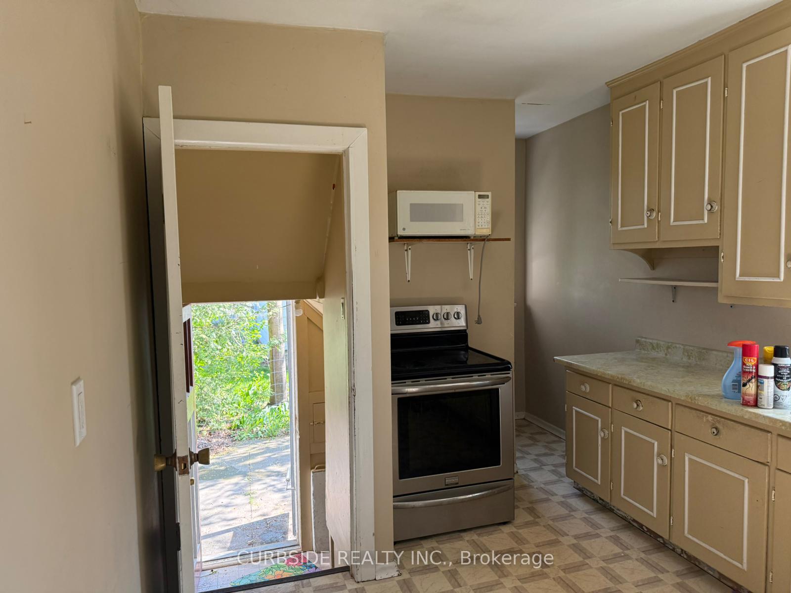 6145-franklin-avenue-niagara-falls-ontario-x12137888