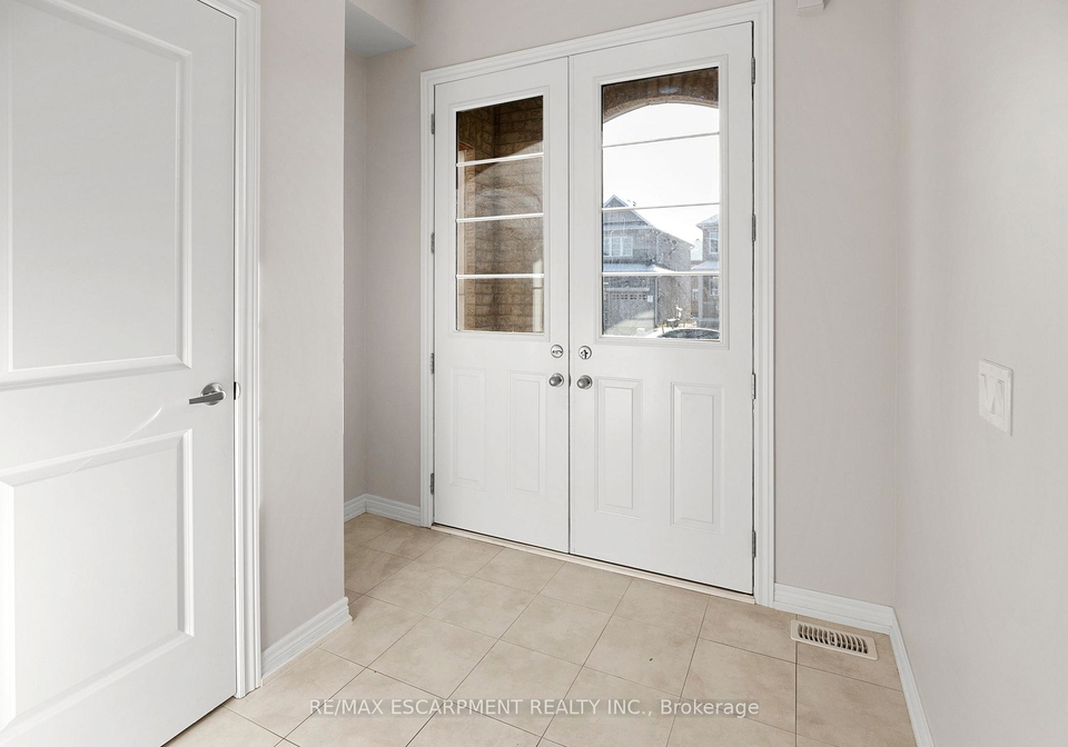 177-whittington-drive-hamilton-ontario-x12137937