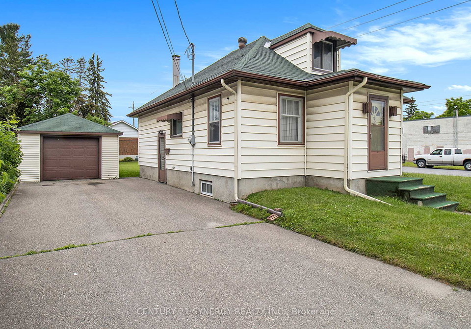 46-cornelia-street-e-smith-falls-ontario-x12137971