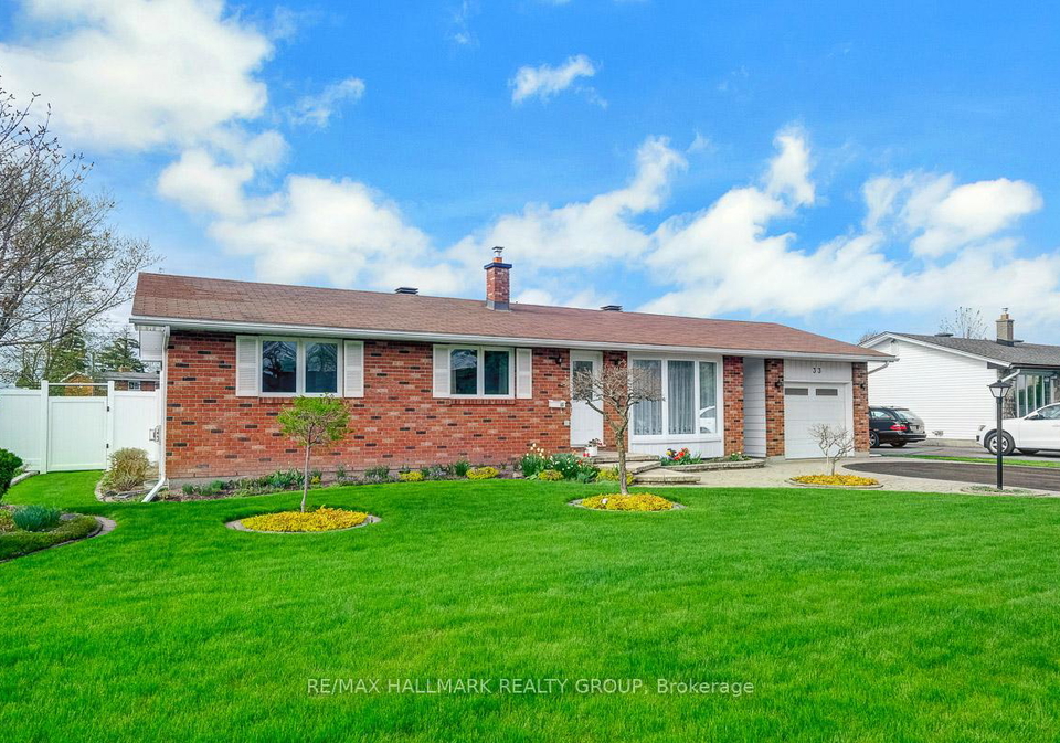 33-glenmanor-drive-ottawa-ontario-x12138168