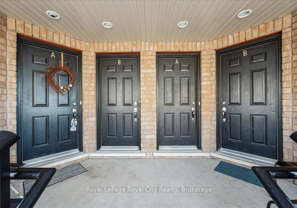 15-carere-crescent-guelph-ontario-x12138177