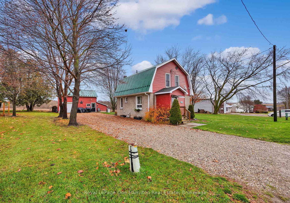 7078-86-line-north-perth-ontario-x12138216
