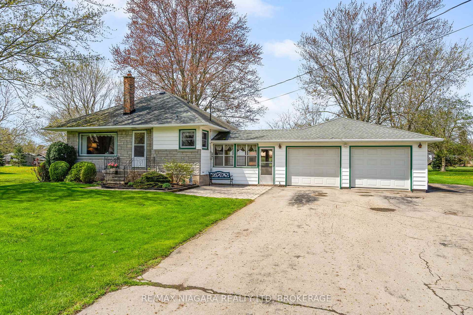 11692-burnaby-road-wainfleet-ontario-x12138475
