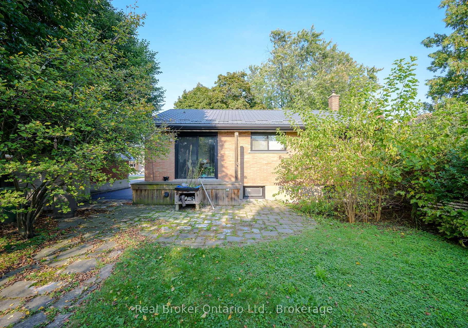 39-westminster-avenue-hamilton-ontario-x12138534