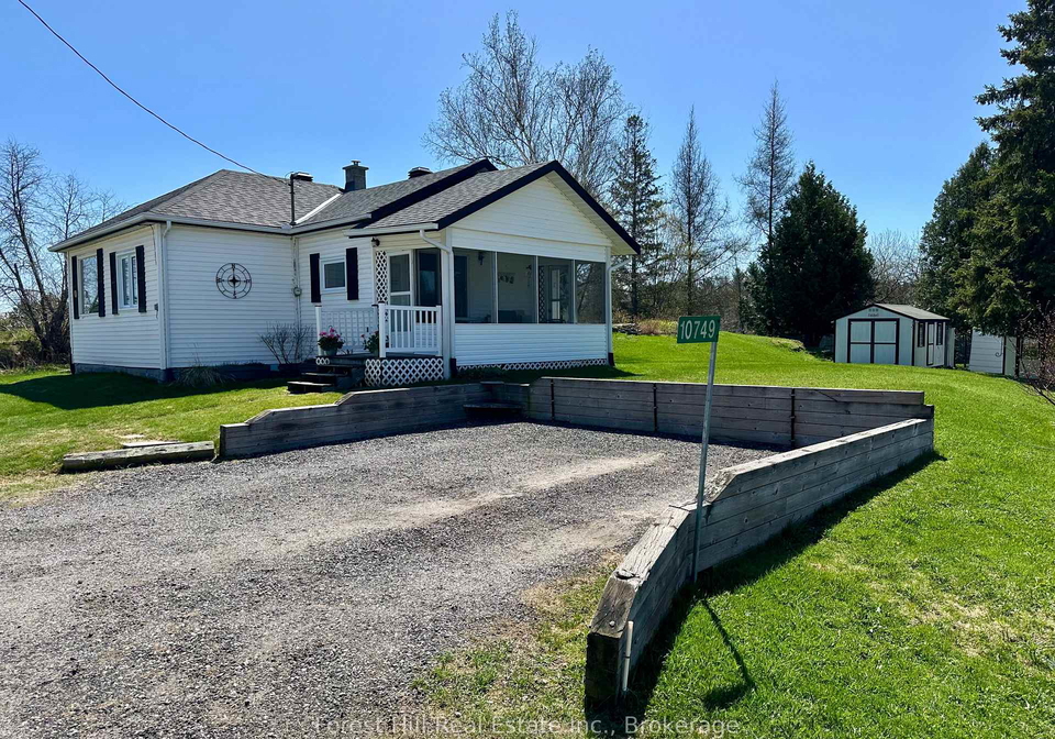 10749-highway-522-highway-parry-sound-remote-area-ontario-x12138666