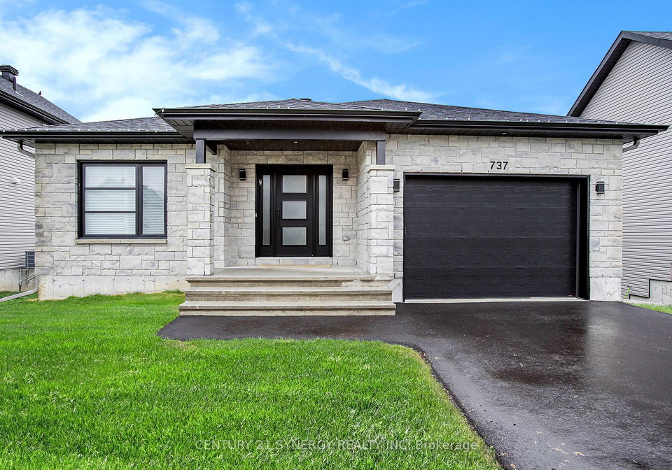 737-walton-street-cornwall-ontario-x12138762