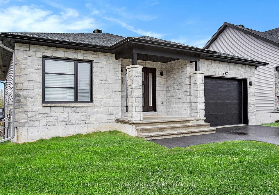737-walton-street-cornwall-ontario-x12138762
