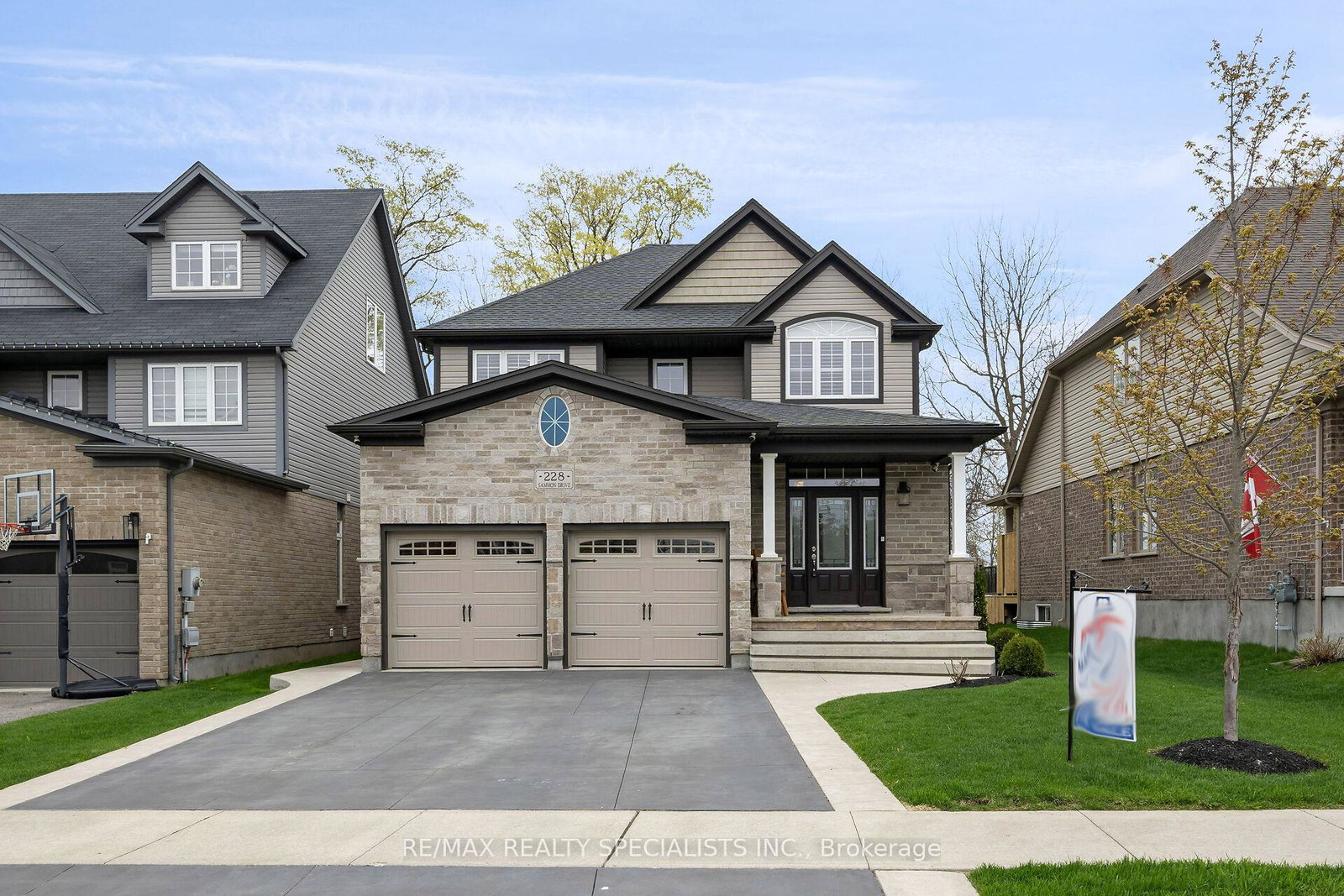 228-sammon-drive-guelpheramosa-ontario-x12138803