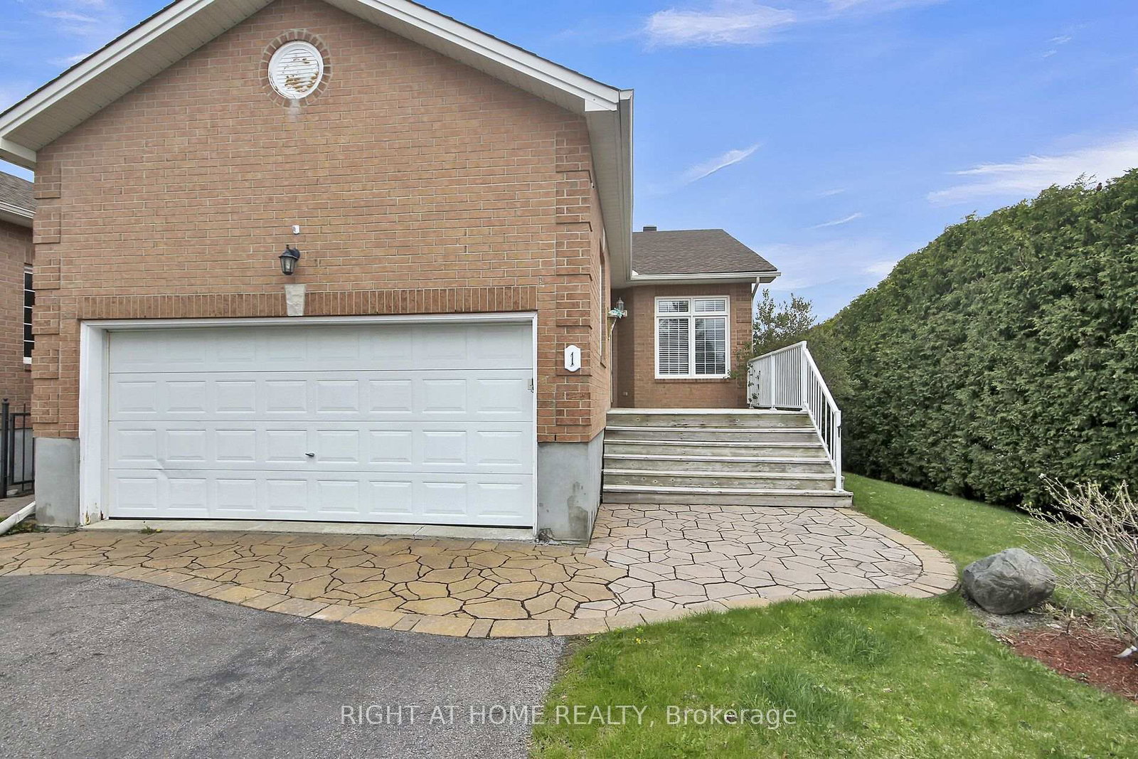 1-eileen-crescent-ottawa-ontario-x12138923