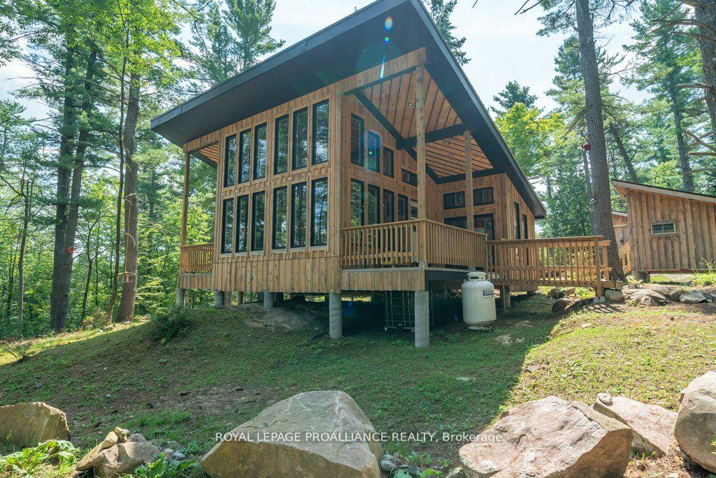 1812-norway-lake-lane-north-frontenac-ontario-x12139185