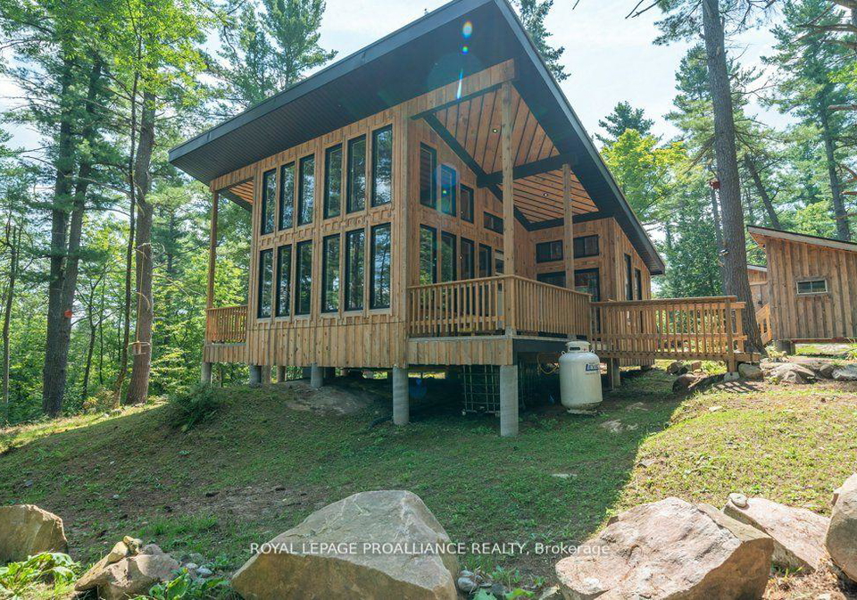 1812-norway-lake-lane-north-frontenac-ontario-x12139185