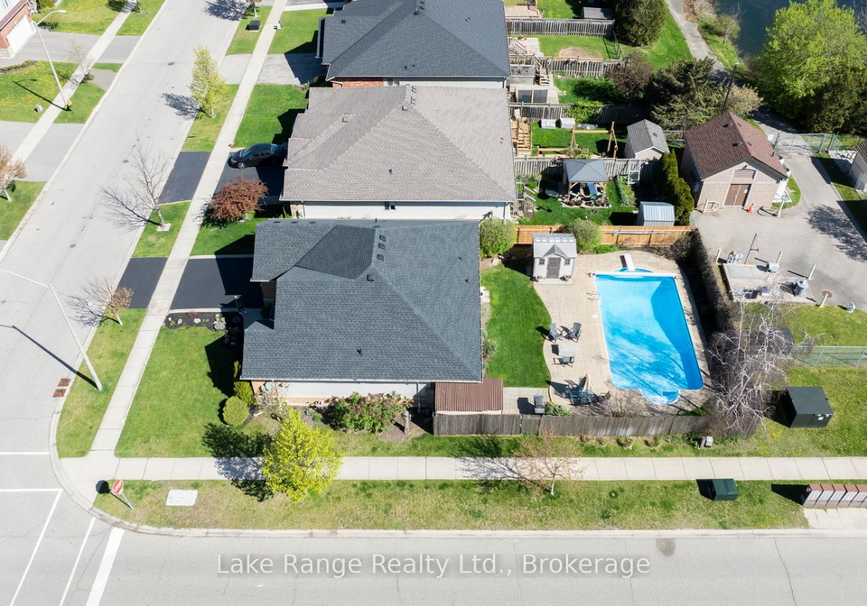 82-savannah-ridge-drive-brant-ontario-x12139292